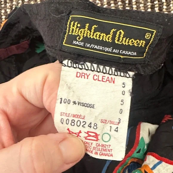 Highland Queen Colorful Patterned Women's Skirt - Picture 2 of 2